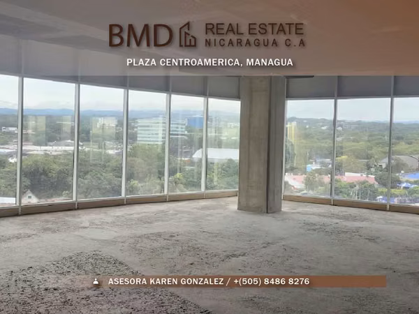 Se renta espacio para oficinas edificio ubicado en Plaza Centroamérica KG