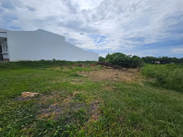 VENTA DE TERRENO EN RESIDENCIAL SANTA FE GRANADA ml