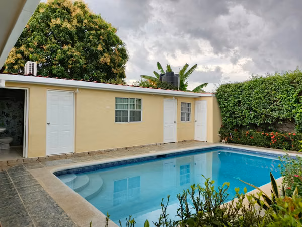 SE VENDE CASA EN URBANIZACIÓN PRIVADA EN MANAGUA