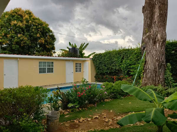 SE VENDE CASA EN URBANIZACIÓN PRIVADA EN MANAGUA
