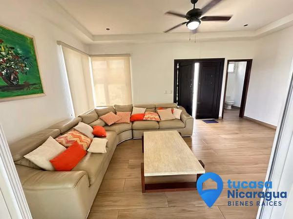 Rento Casa de una planta amueblada o sin muebles