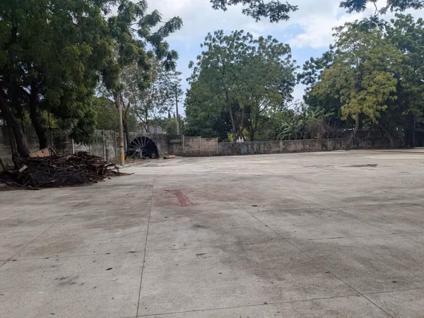EN VENTA TERRENO COMERCIAL POR ENEL CENTRAL