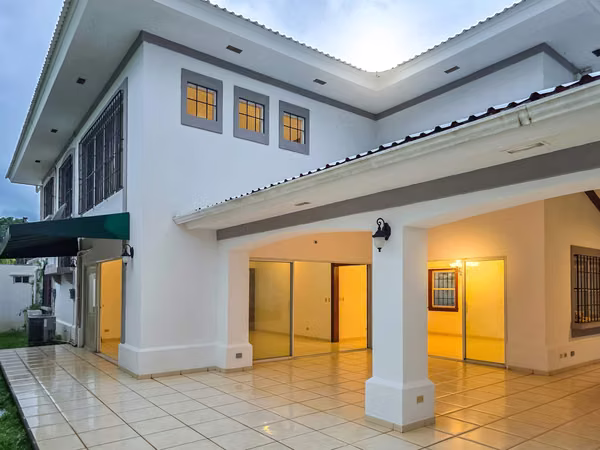 FH- Hermosa casa en venta en Estancia de Santo Domingo, Managua