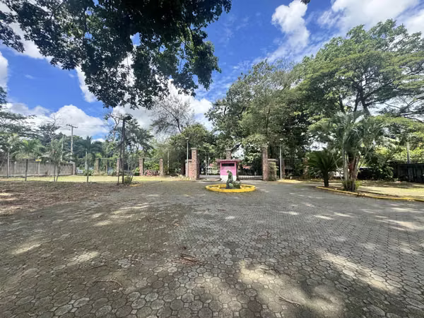 SE VENDE TERRENO COMERCIAL SOBRE CALLE PRINCIPAL TICUANTEPE