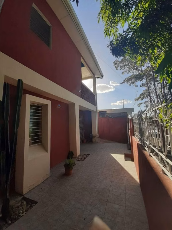 PROPIEDAD COMERCIAL EN BELLO HORIZONTE / U$200,000