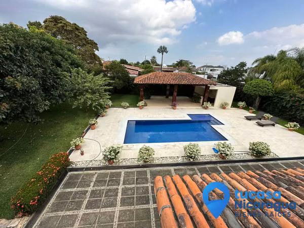 Casa en renta en santo domingo de 4 habitaciones