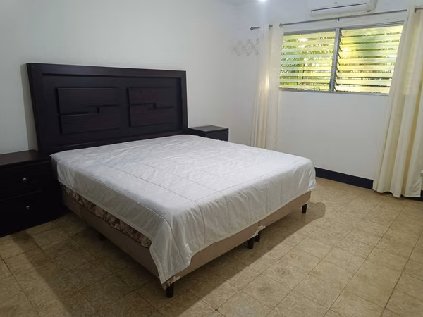 Venta de quinta sobre la carretera a Masaya km 20 para comercial o vivienda