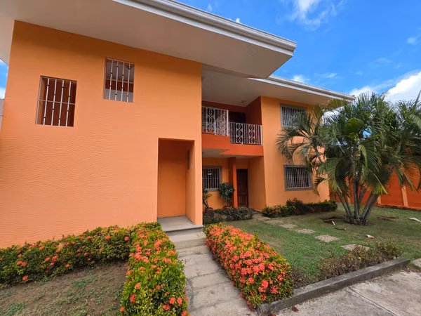 FH- Apartamento Amoblado en Las Colinas
