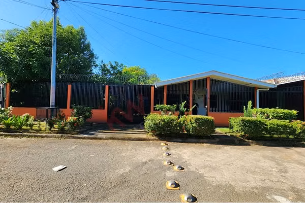 FP:  ¡Gran Oportunidad! Casa + Lote Extra en Zona Tranquila $65,000 Urbanización Ríos de agua viva