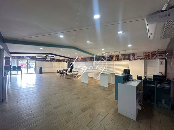 LEG- GANGA!! Venta local comercial en Altamira de 307mts2