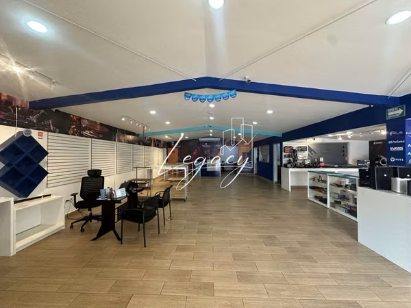 LEG- GANGA!! Venta local comercial en Altamira de 307mts2