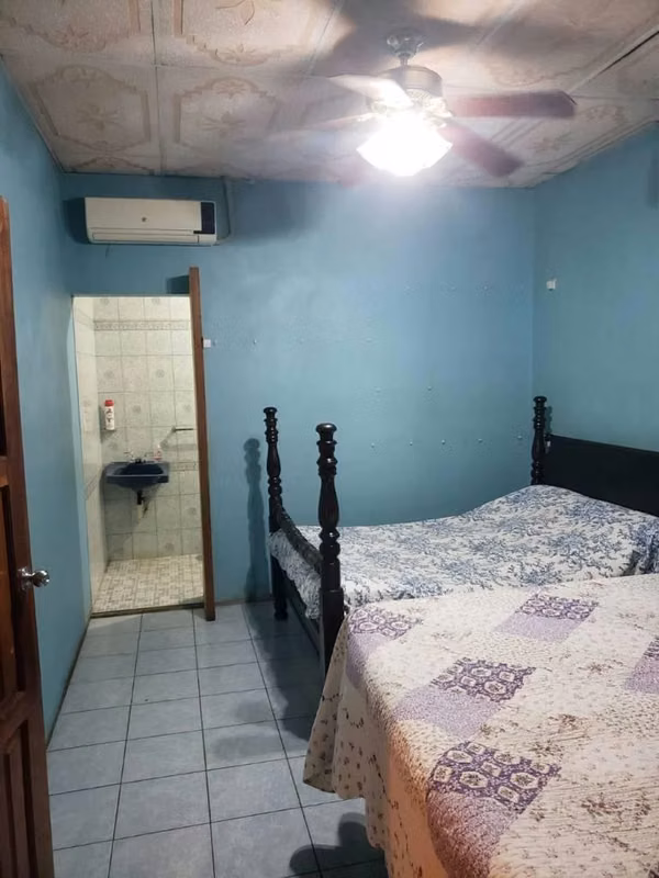 CASA EN VENTA – BARRIO LA FUENTE, MANAGUA