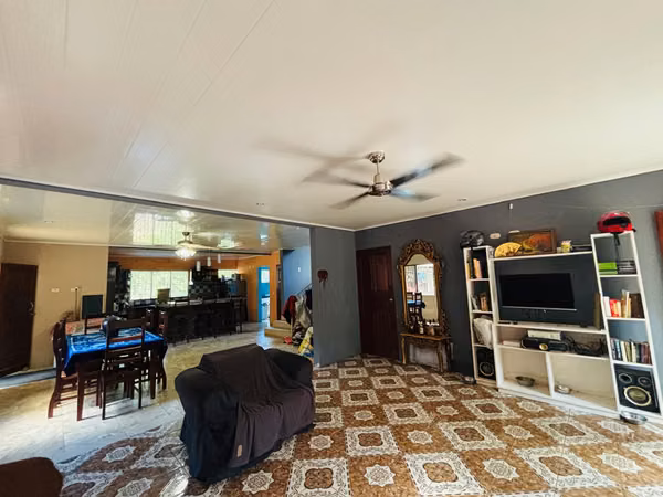 OPORTUNIDAD ESPECIAL DE COMPRA - CASA EN GRANADA — ¡CONDICIONES FLEXIBLES DISPONIBLES!