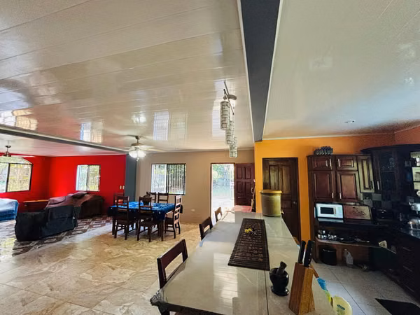OPORTUNIDAD ESPECIAL DE COMPRA - CASA EN GRANADA — ¡CONDICIONES FLEXIBLES DISPONIBLES!