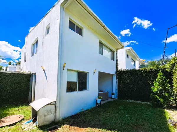 VP-Casa en Venta | Condominio en Santo Domingo $185,000