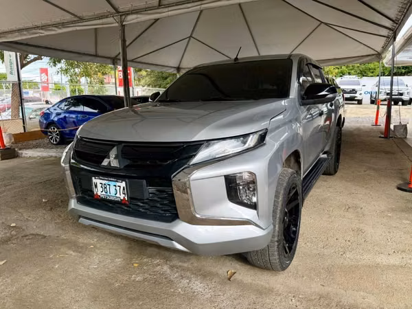 Mitsubishi L200 año 2024