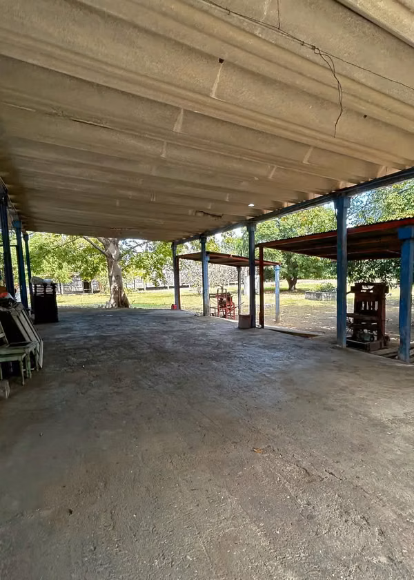 Local Comercial Barrio Santa Ana