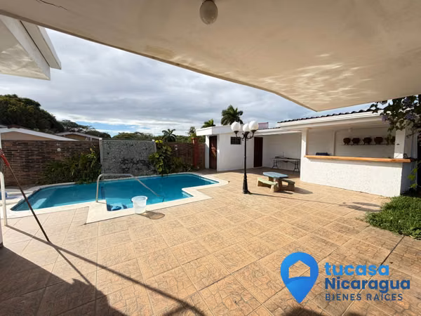 Rento casa con piscina propia en villa fontana