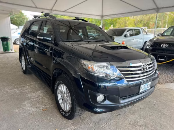 Toyota Fortuner año 2012