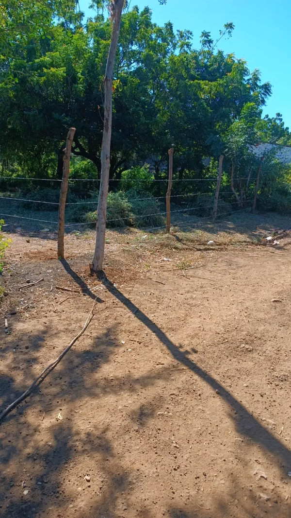 Land is sold in Xiloa - ONLY CONTAINED - NEGOCIABLE