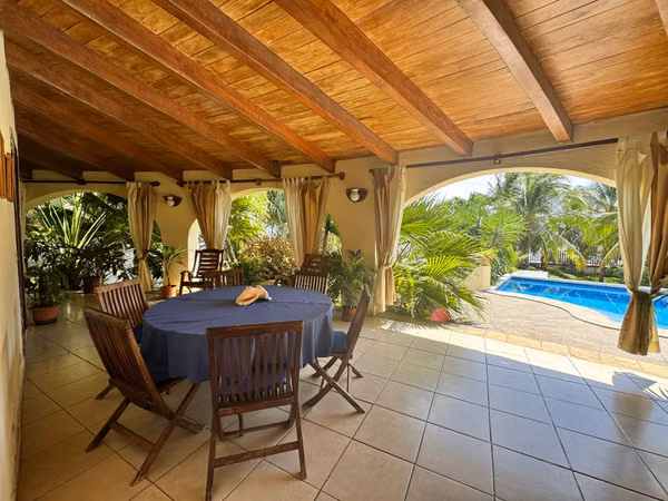 Venta Casa frente al mar en la costa del Pacífico de Nicaragua