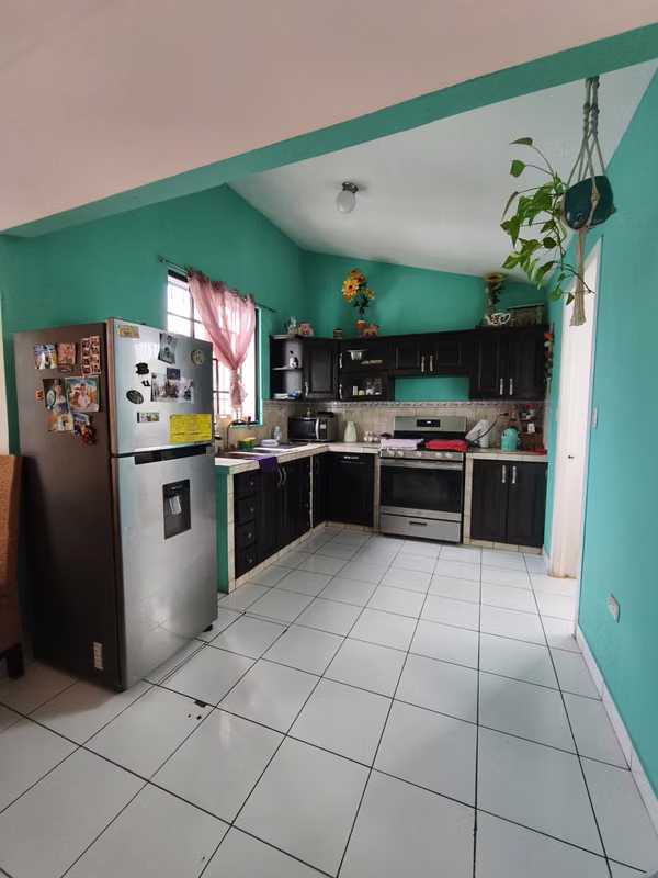 HOUSE FOR SALE IN THE HILLS - ROAD TO MASAYA! KM 11