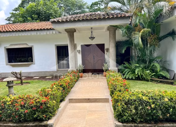 House for Sale Carretera Vieja A Leon, Managua