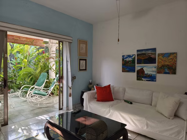 VENTA DE HERMOSA CASA en CARRETERA A MASAYA