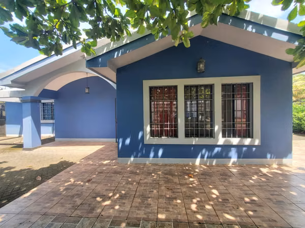 NO- SINGLE HOUSE IN Nindiri