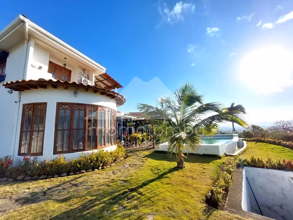 Beach House in Venta Rivas, Playa Manzanillo, Tola
