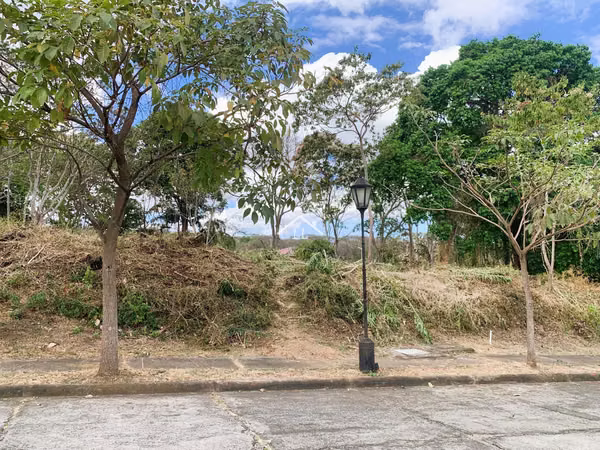 LL - Se Vende Terreno en Balcones de Santo Domingo