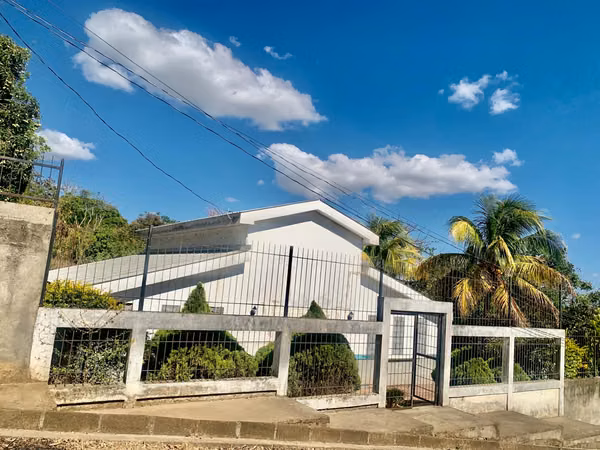 HOUSE FOR SALE JINOTEPE-CARAZO