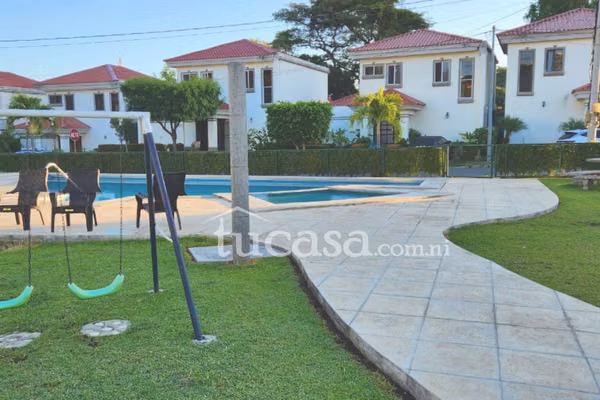 renta en las cumbres con piscina comunal