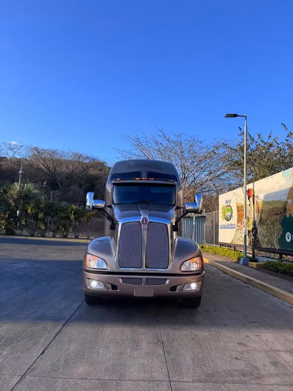Se vende Kenworth T660