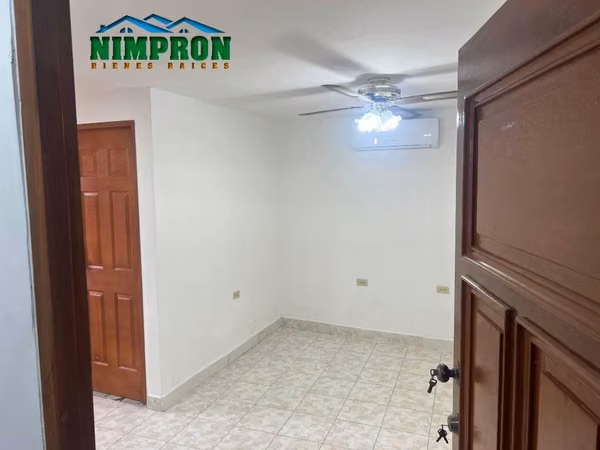 Se Vende propiedad comercial en la zona de la 27 de Mayo