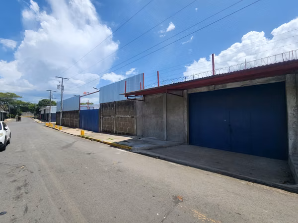 NORTH ROAD. WINERY 400 MT2 FOR RENT WITH EXCELLENT LOCATION
