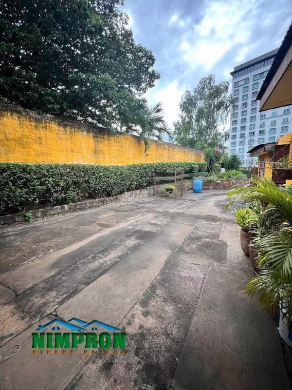 Se Vende  Propiedad comercial, frente Metrocentro / Hotel Intercontinental