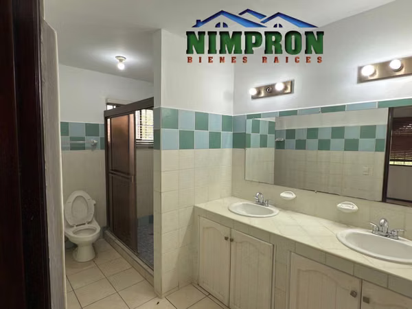 Casa en venta en Santo Domingo.