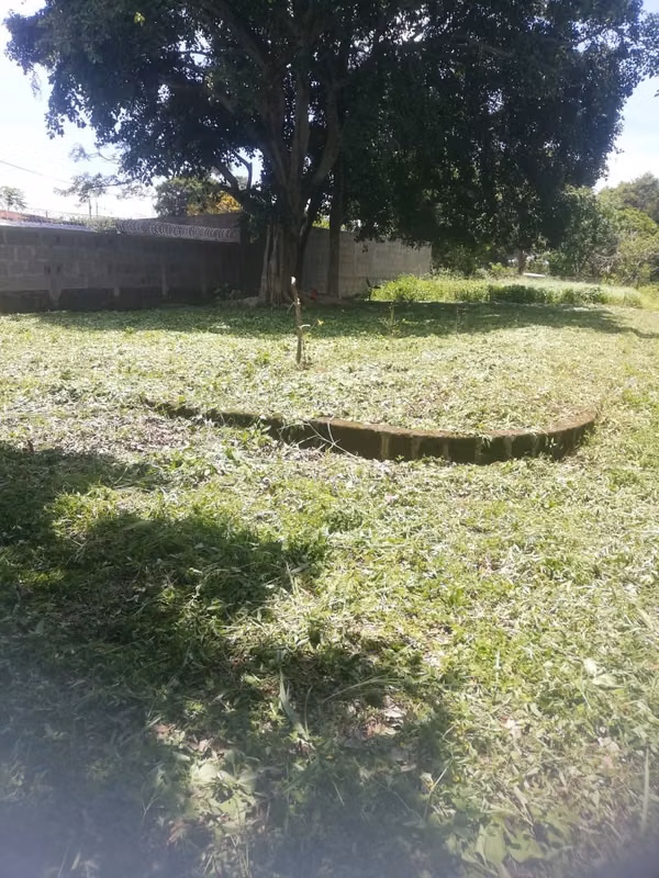 TERRENO EN VENTA DENTRO DE RESIDENCIAL LOS CIPRÉS, DIRIAMBA.
