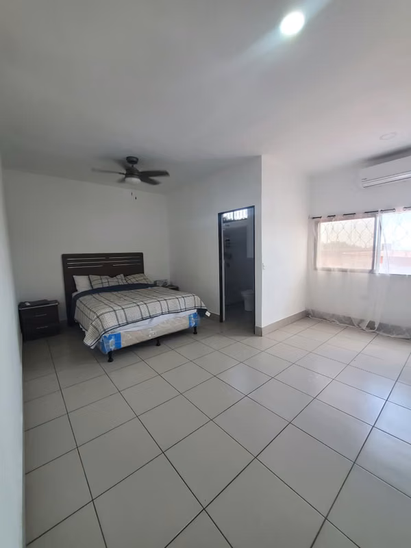 ¡EN VENTA! hermosa casa en Rubenia