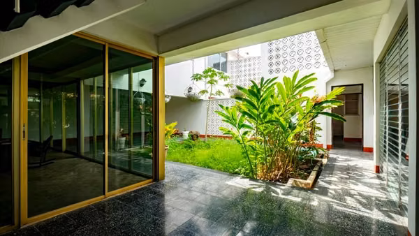 Casa en venta en Granada
