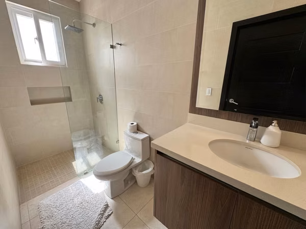 Casa en venta en Villa Fontana Sur