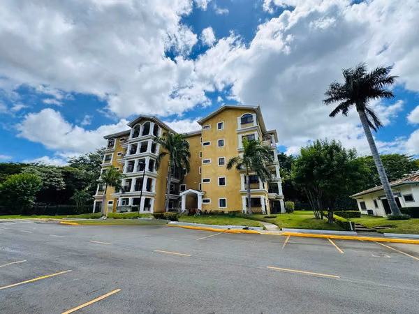 Apartment for sale or rent in Villa Fontana