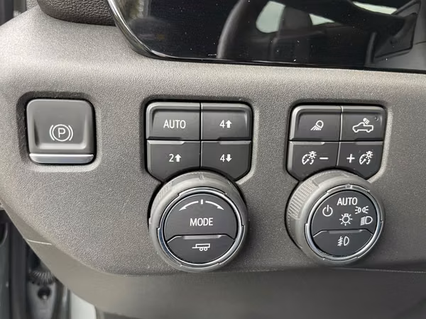 Chevrolet Silverado 2023
