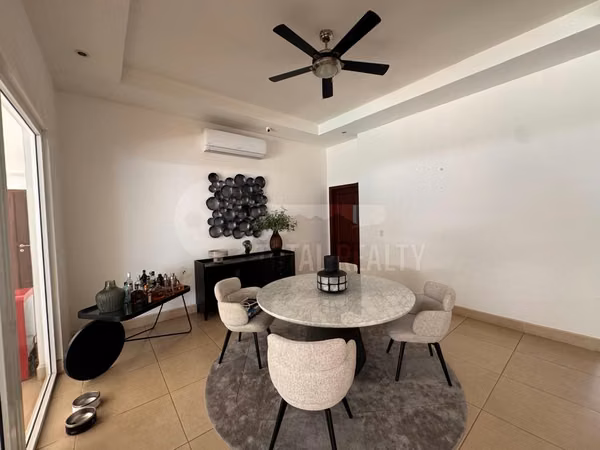 Hermosa Casa en venta o alquiler en Santo Domingo, Managua
