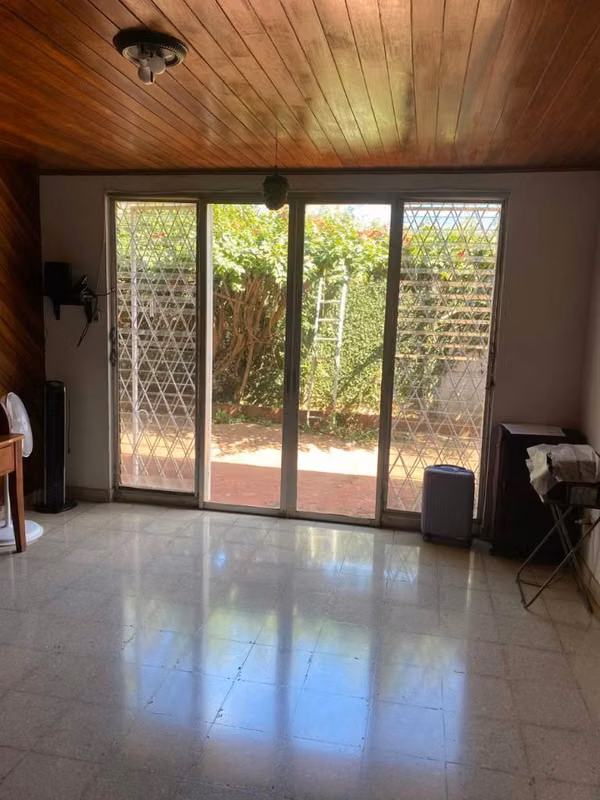 Vendo casa en villa fontana