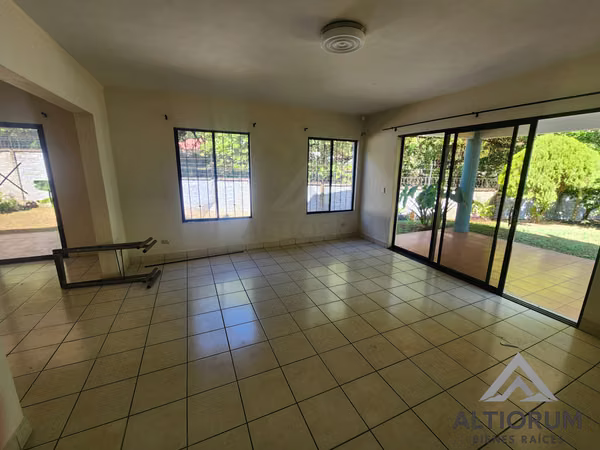 CASA EN RENTA EN SANTO DOMINGO