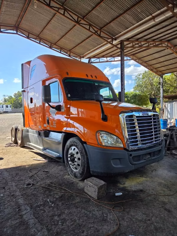 Freightliner cascadia 2016