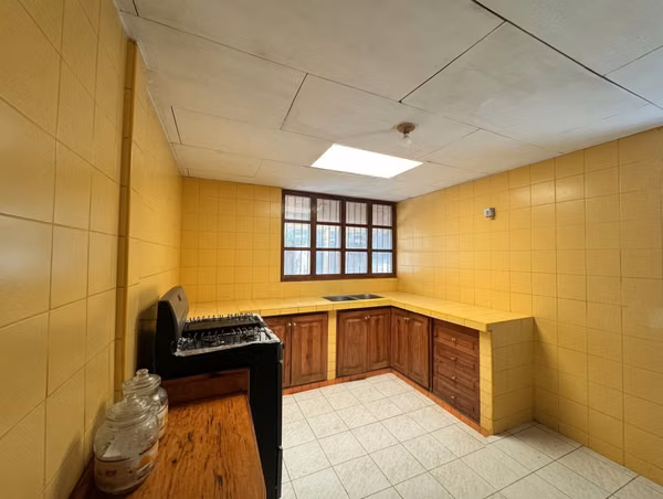 EN VENTA CASA VILLA FONTANA SUR