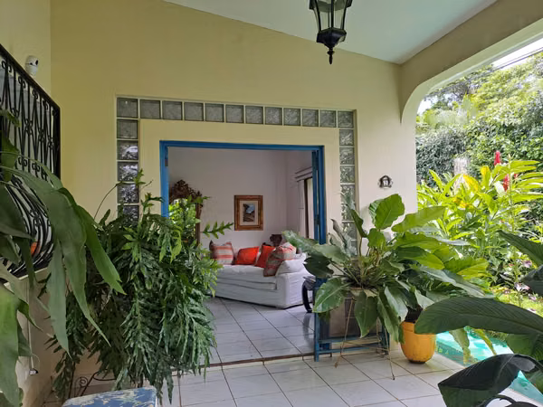 BEAUTIFUL SALE PROPERTY OF 1285 VRS ESQUINERA KM 11 C MASAYA! LAM